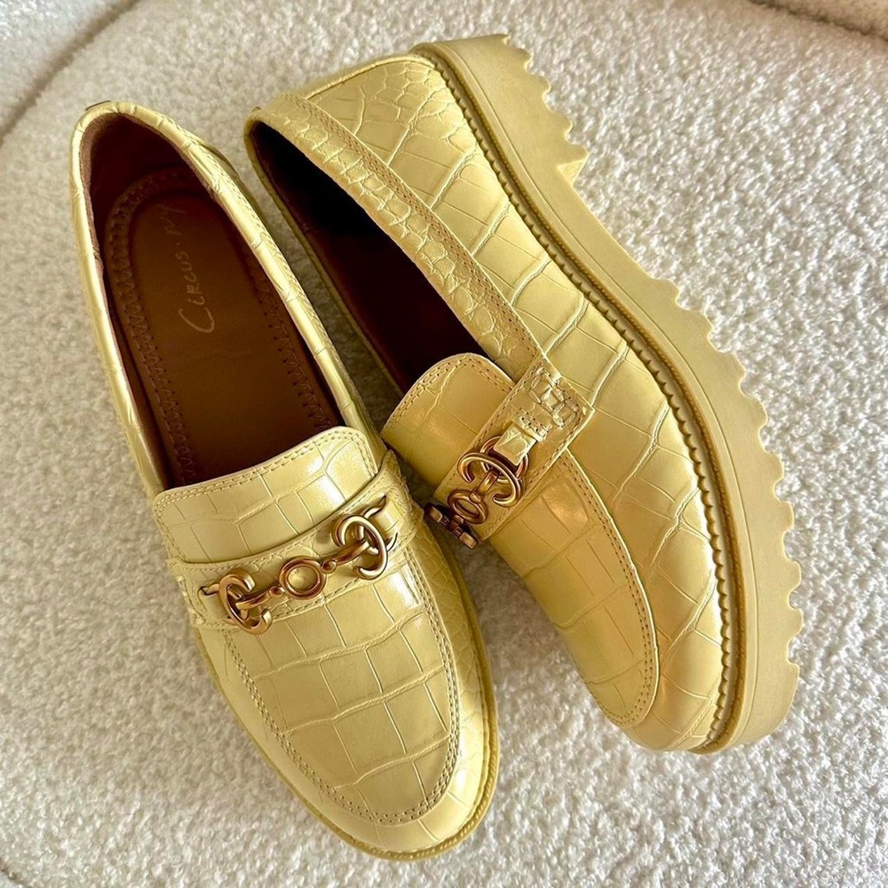 NEW YELLOW LOAFERS - Circus by Sam Edelman